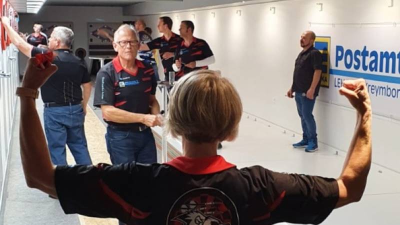 Ordentlich was los auf der Dartanlage! 